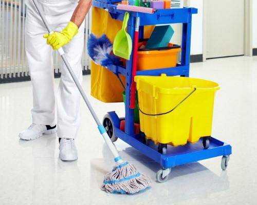 Terceirização de serviços de limpeza hospitalar